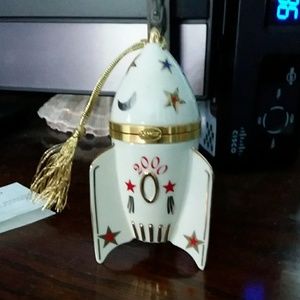 Lenox 2000 time capsule